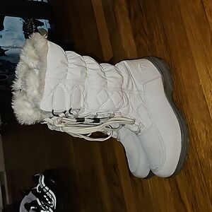 Totes Women's Tracey III Insulated Winter Boots Lace Up